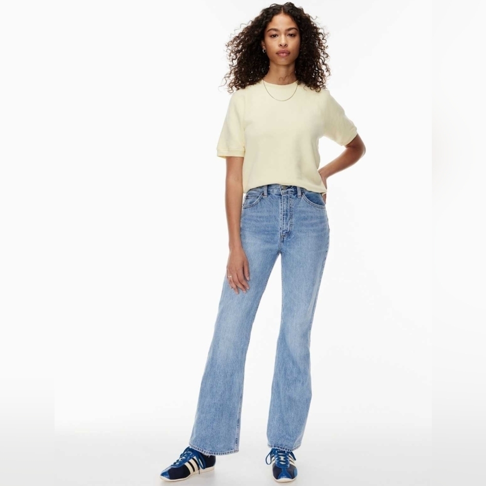 Aritzia Denim Forum The Marlene '60s High Rise Flare Size 25 In EUC